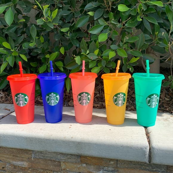 RARE Starbucks color changing 24oz Venti cup. - Picture 2 of 2